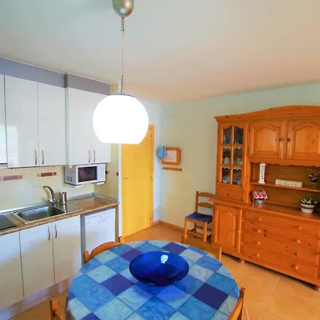 Apartment V&v Lloret: Blau With Pool And Parking Lloret de Mar