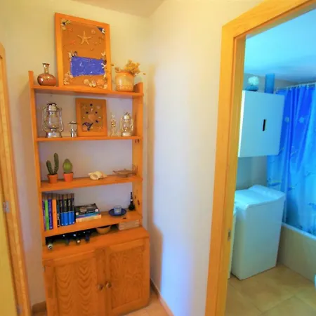 V&v Lloret: Blau With Pool And Parking