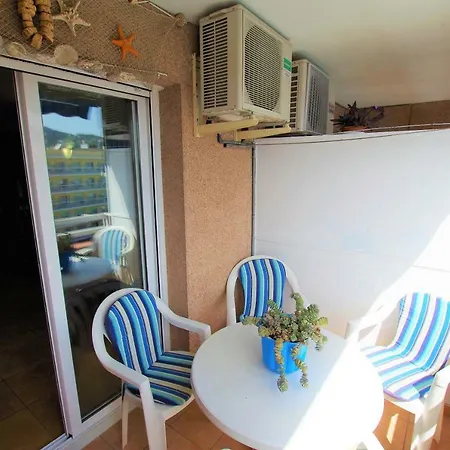 Apartment V&v Lloret: Blau With Pool And Parking